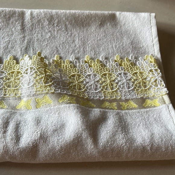 Embroidered Cotton Yellow & White Hand Towel with crochet - Picture 12 of 12